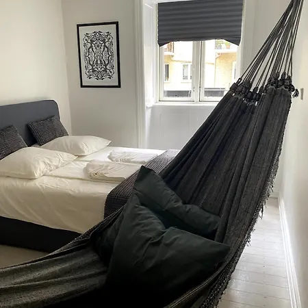 Quarto em Acomodações Particulares Quiet In Lively Area With Helpful Host! Copenhaga
